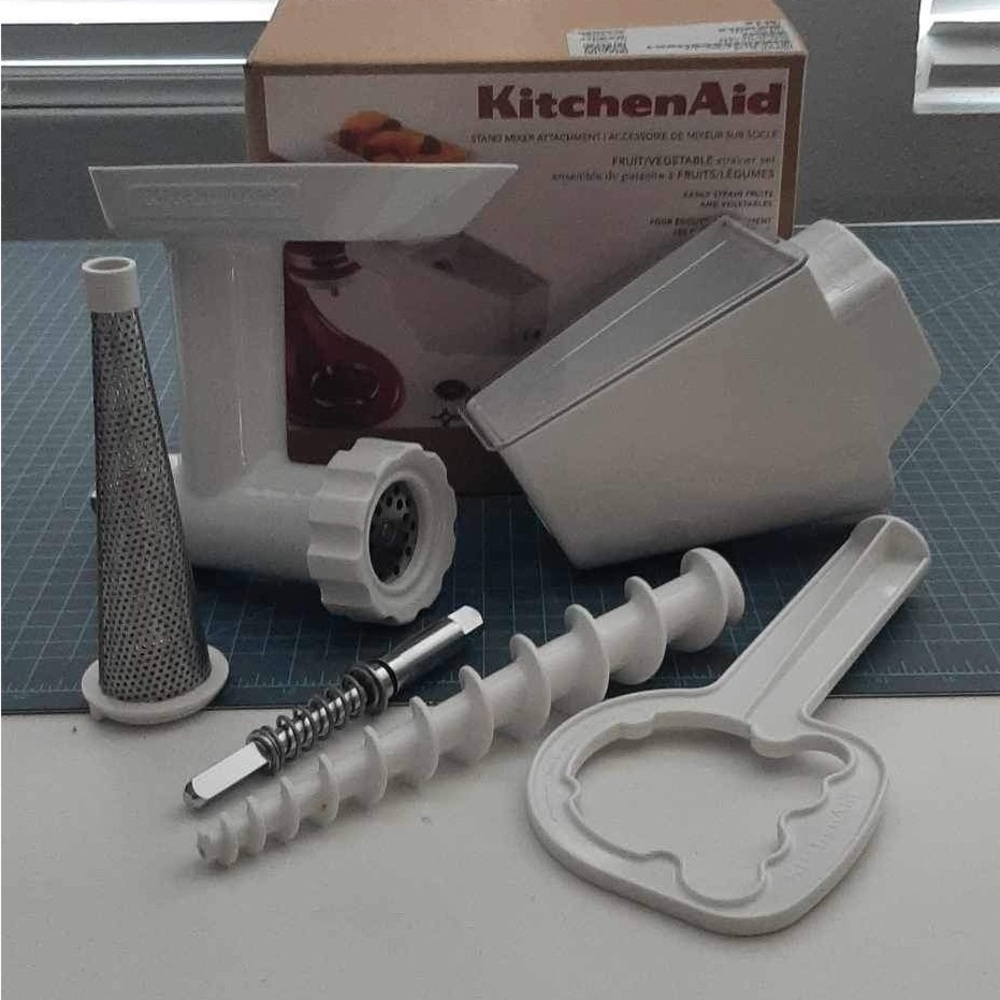 kitchenaid fruit and vegetable strainer